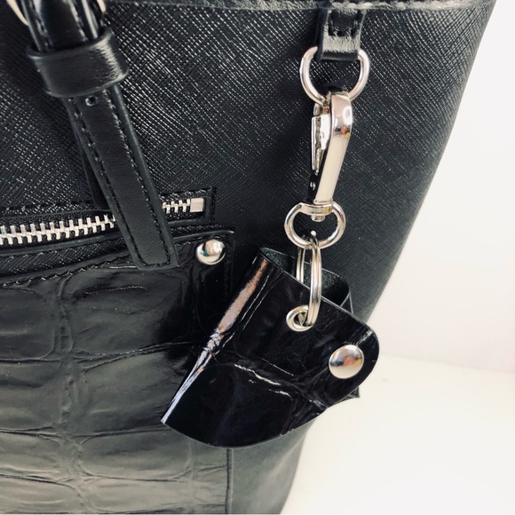 New Aurielle Saffiano & Croco Embossed Leather Tote in Black. Perfect Condition. - Picture 12 of 14